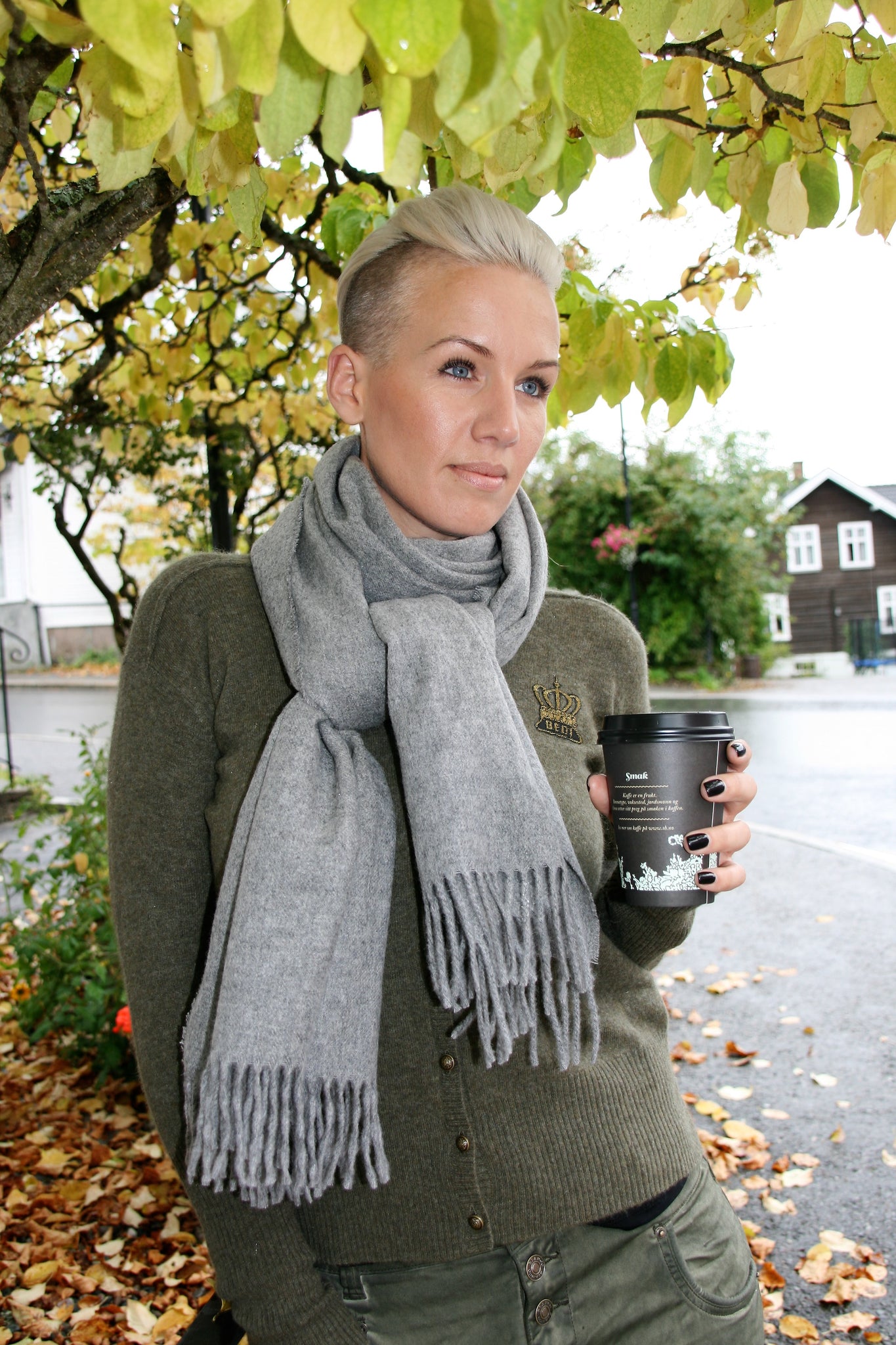 Anika skjerf