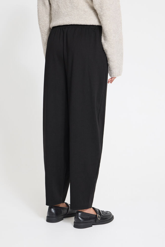 IHKATE BARREL PANT
