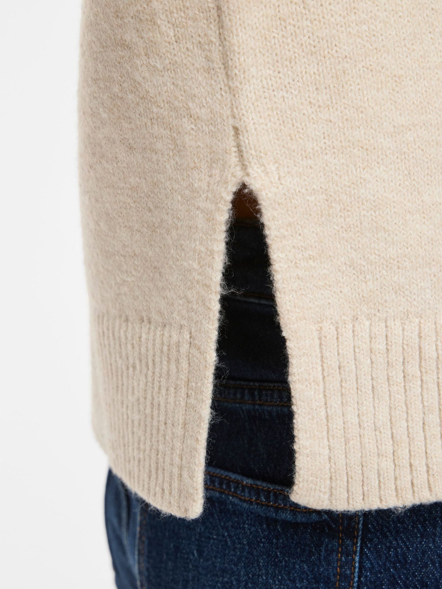 VISIA HIGH NECK PULLOVER