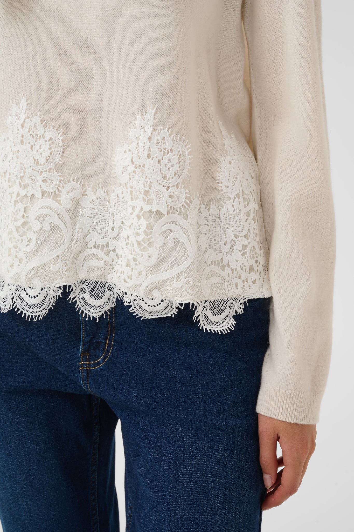 CUJACKLYN MONIA PULLOVER